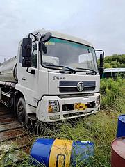 东风 油罐车 国5