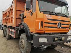 17年北奔重卡后八轮自卸车，340马力，大箱5米6