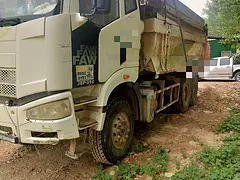 渣土车