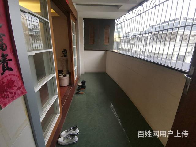 乐万邦花园园心顶层复式带怡情天台3房2厅带书房证齐可过户按揭的图片