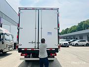 衡水武强福田欧马可宽体冷藏车4.2米宽体内径2.35米宽包上