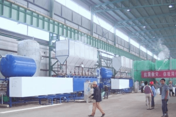 EPS真空全自动板材成型