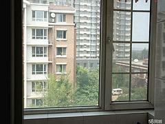 在水一方四室一厅