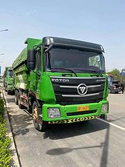 转让18年欧曼GTL环保绿后八轮自卸车，货箱5米6