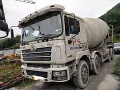 转让14年2月18方搅拌车 保险齐全