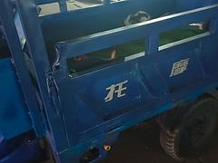 三轮车