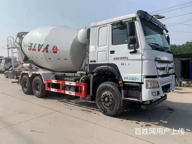 17年国五大14方亚特豪沃 水泥罐车的图片