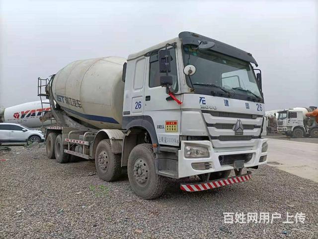 18年二手豪沃搅拌车 大20方 瑞江上装380马力的图片