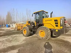半价准新车！公司倒闭半价新款龙工临工装载机铲车价格