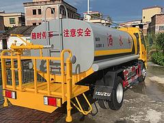 长沙洒水车，绿化洒水车出售 电话联系