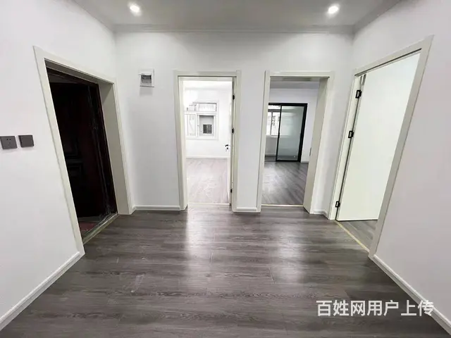 鑫昌路小学 华山小区 可零首付小三居室77平 出门三中的图片