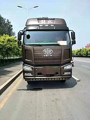 19年二手解放牵引车350马力9.6米高栏锡柴发动