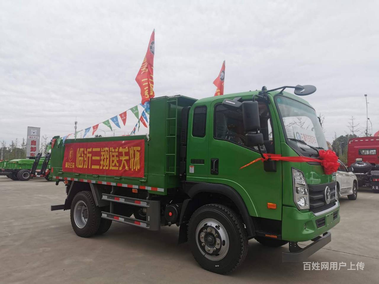 蓝牌黄牌都可挂 渣土车 中国重汽 自卸车