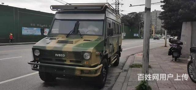 依维柯2046军用型四驱高端宿营房车热卖中的图片