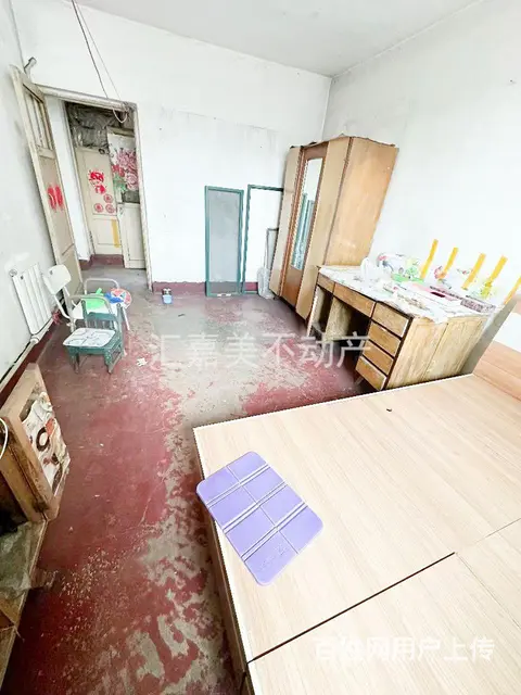 民主小区 58.84平 12万 三室 南北 能停车 离学校近的图片