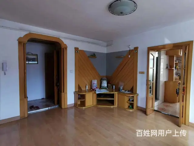 出租金秋小区90平两室拎包即住月租800的图片