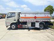 东油罐车厂家亏本处理 现车 随到随提 价格低到心跳