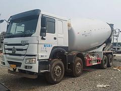 邯郸二手豪沃搅拌车 大20方搅拌车 后八轮搅拌车