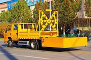 蓝牌双排防撞车 维修公路防撞缓冲车包上牌