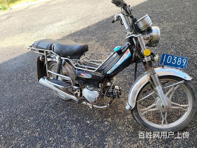 二手摩托车的图片