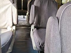 9座MPV