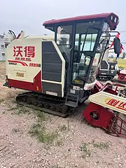出售2023年沃得履带式收割机，精品车况
