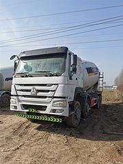 转让二手豪沃搅拌车 大20方国五唐鸿上装前四后八