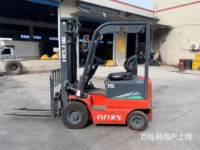 附近二手叉车个人转让 2吨3吨电动叉车优惠处理的图片