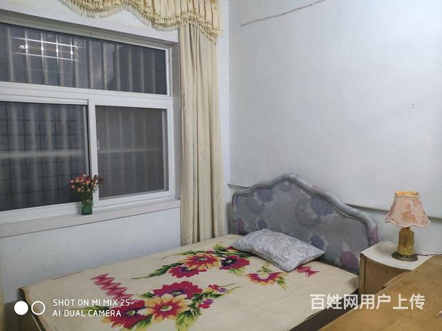 实验高中家属院一楼小户型学区房出租的图片