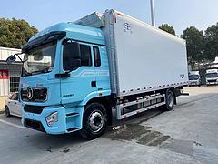 陕汽德龙6米9冷藏车 国六厂家直销可分期利息低