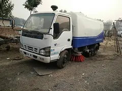 二手扫地车吸尘车