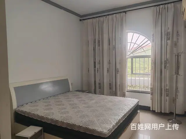 三房二厅出租的图片