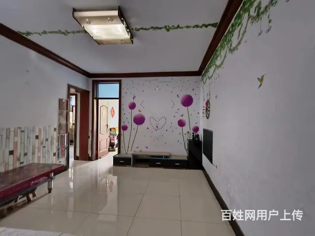 东二环翠竹苑小区三室一厅18.5万的图片