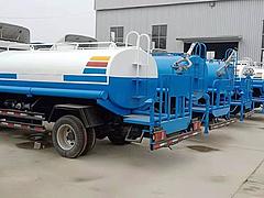 东风绿化除尘专用大型雾炮洒水车 2方三轮雾炮洒水车