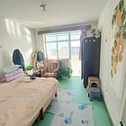 东港里负一栋教师楼
