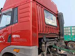 解放悍V400马力 潍柴。个人一手车，价格冰点，