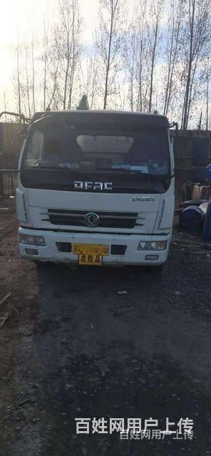 工地用东风可移动8吨加油车价格美丽的图片