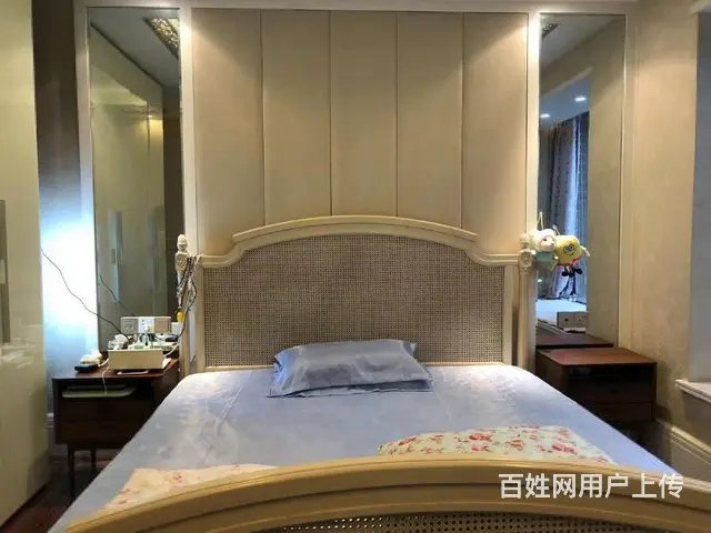 绿地锦天府183.56平    3室2厅2卫的图片