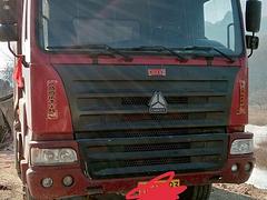 中国重汽豪运336马力5.6米 自卸车