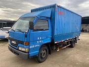 13年江铃4米2厢式货车