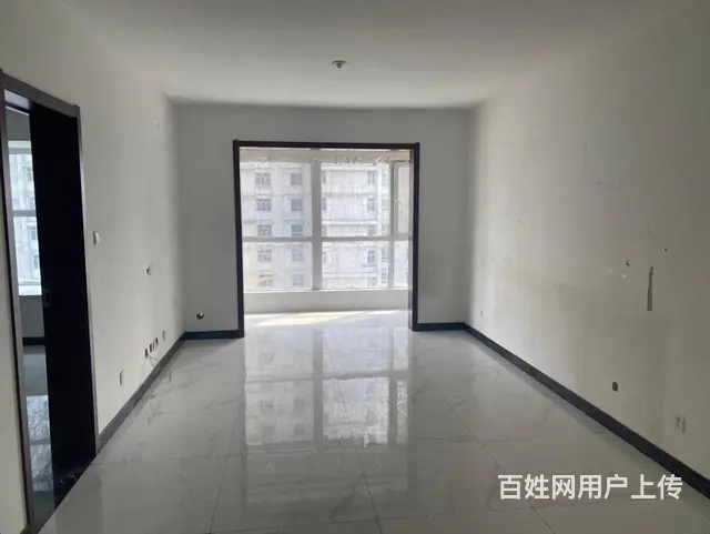 百虎小区 孔雀城精装两居 老证的图片