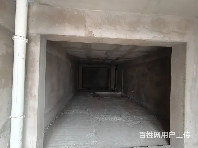天河南路 中海丽江毛坯 电梯房挑高层复式 21万的图片