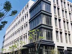 出售江阴高新区2200平花园独栋厂房，50年国土，一手准现房