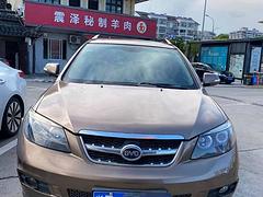 比亚迪S6 2013款 2.4 手自一体 白金版尊享型