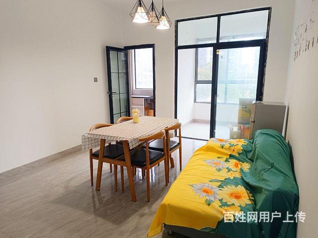 滨江公园旁房子出租价格低1600的图片