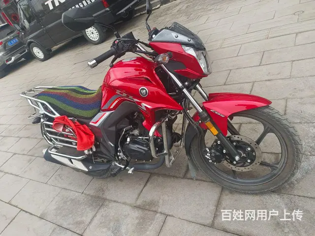 二手精品摩托车的图片