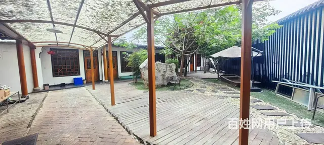 滕平路事故科附近带院饭店吉转（营业面宽好！门前可外摆经营！）的图片