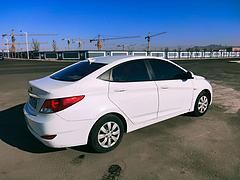 现代 瑞纳 2010款 瑞纳-三厢 1.4 手动 GLS 豪
