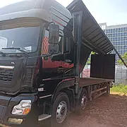 低价​出售：东风天龙三桥9米6飞翼箱车