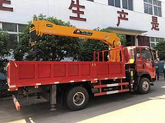 蓝牌重汽豪曼5吨随车吊 新车在哪买
